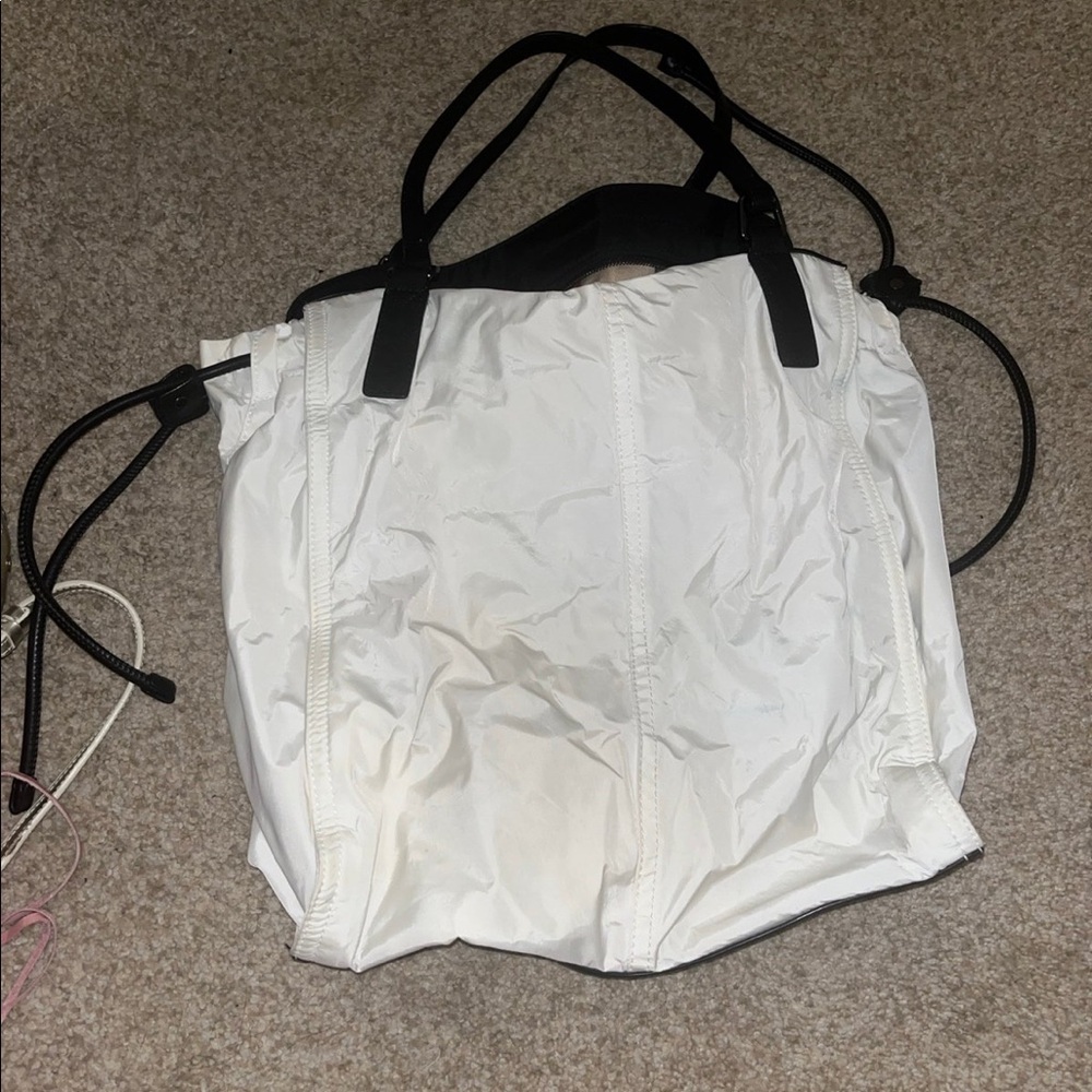 burberry tote - Picture 2 of 4